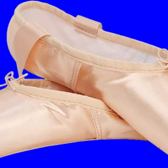 Ballet 🩰 Pointe Shoes For Girls Women With Toe Pads And Mesh Bag Size 40 NWOT - Picture 2 of 5